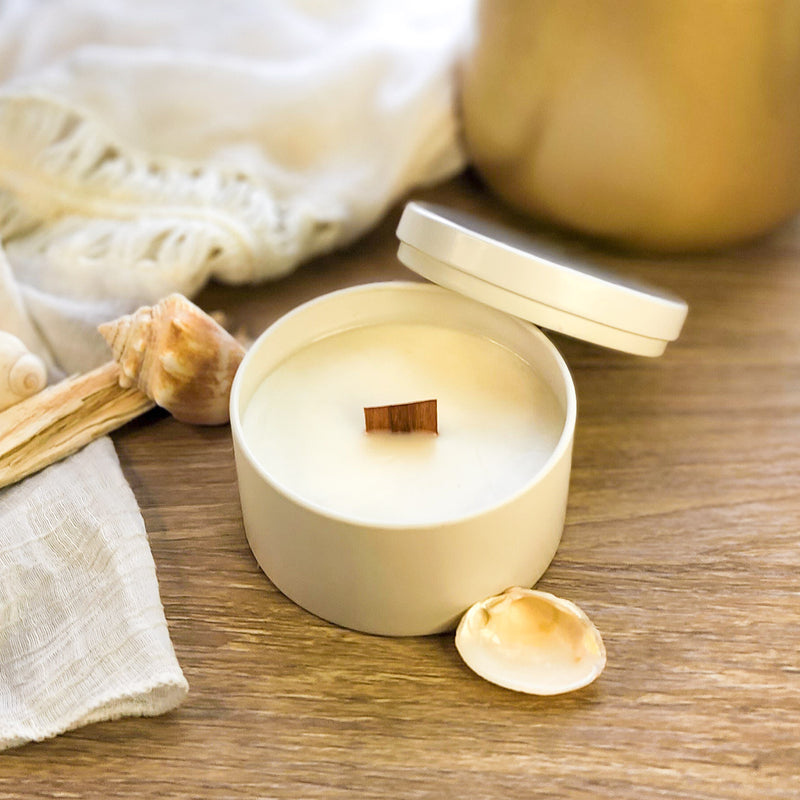 Scented Jar Candle - Crackling Wooden Wick Candles - Handcrafted Candle with Natural Soy Wax and Essential Oil - Strong Scented Candle Gift 