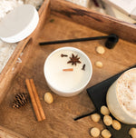 Noix de Macadam et ChaÏ Latte - Chandelle de coco et soja avec mèche en bois crépitante